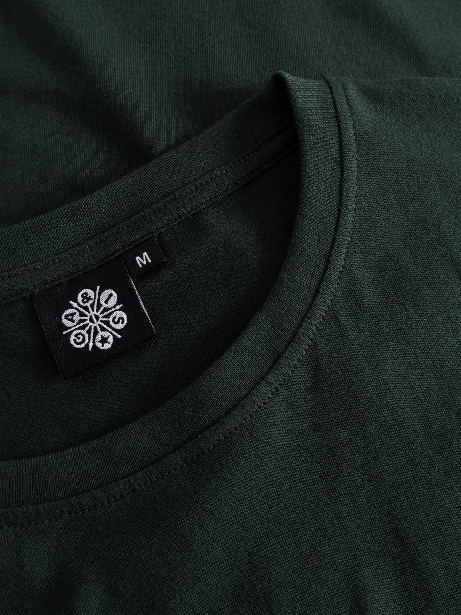 T-shirt mörkgrön med ficka