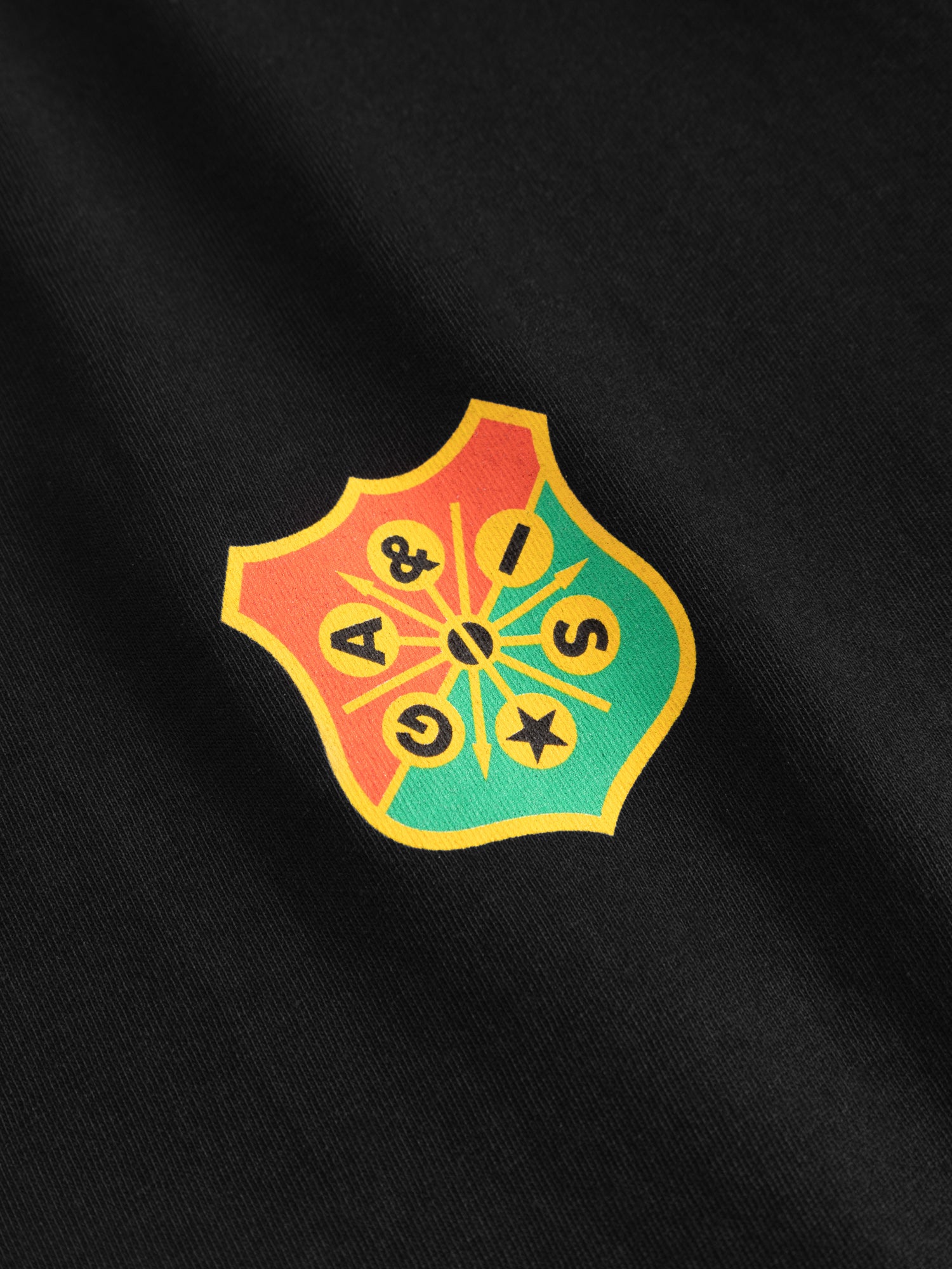 T-shirt svart emblem