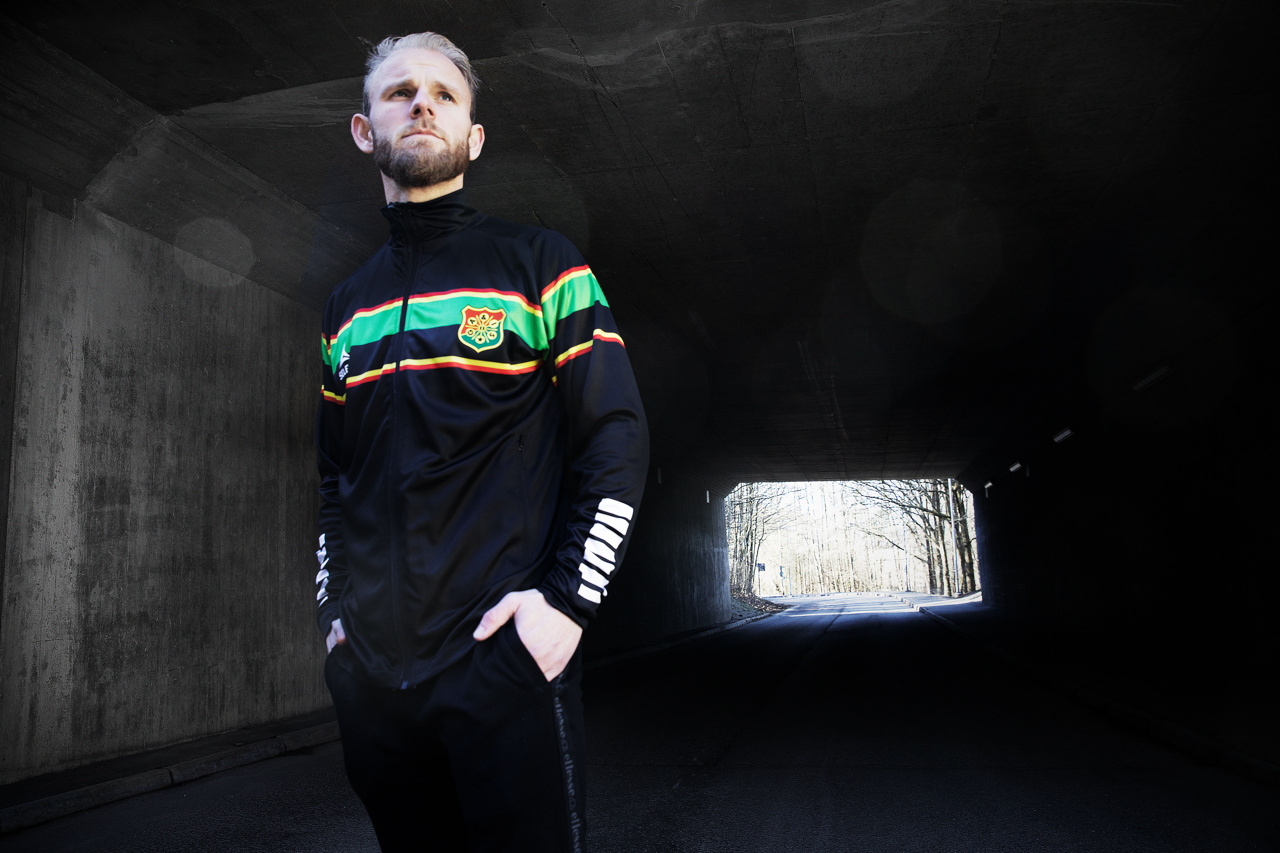 Select track top svart