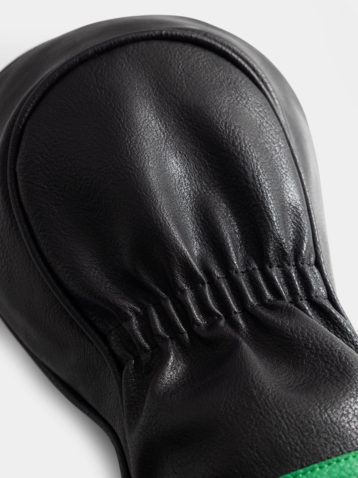 Headcover driver
